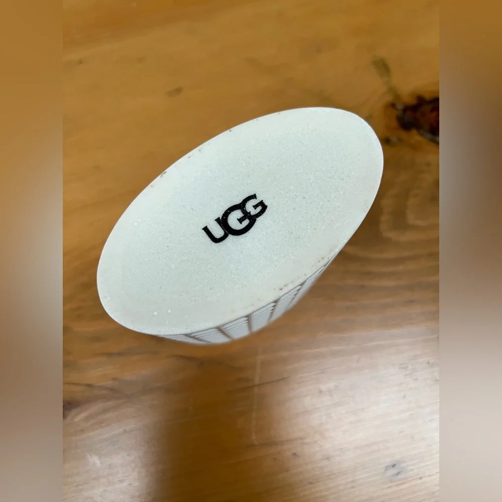 UGG White Geometric Organizer